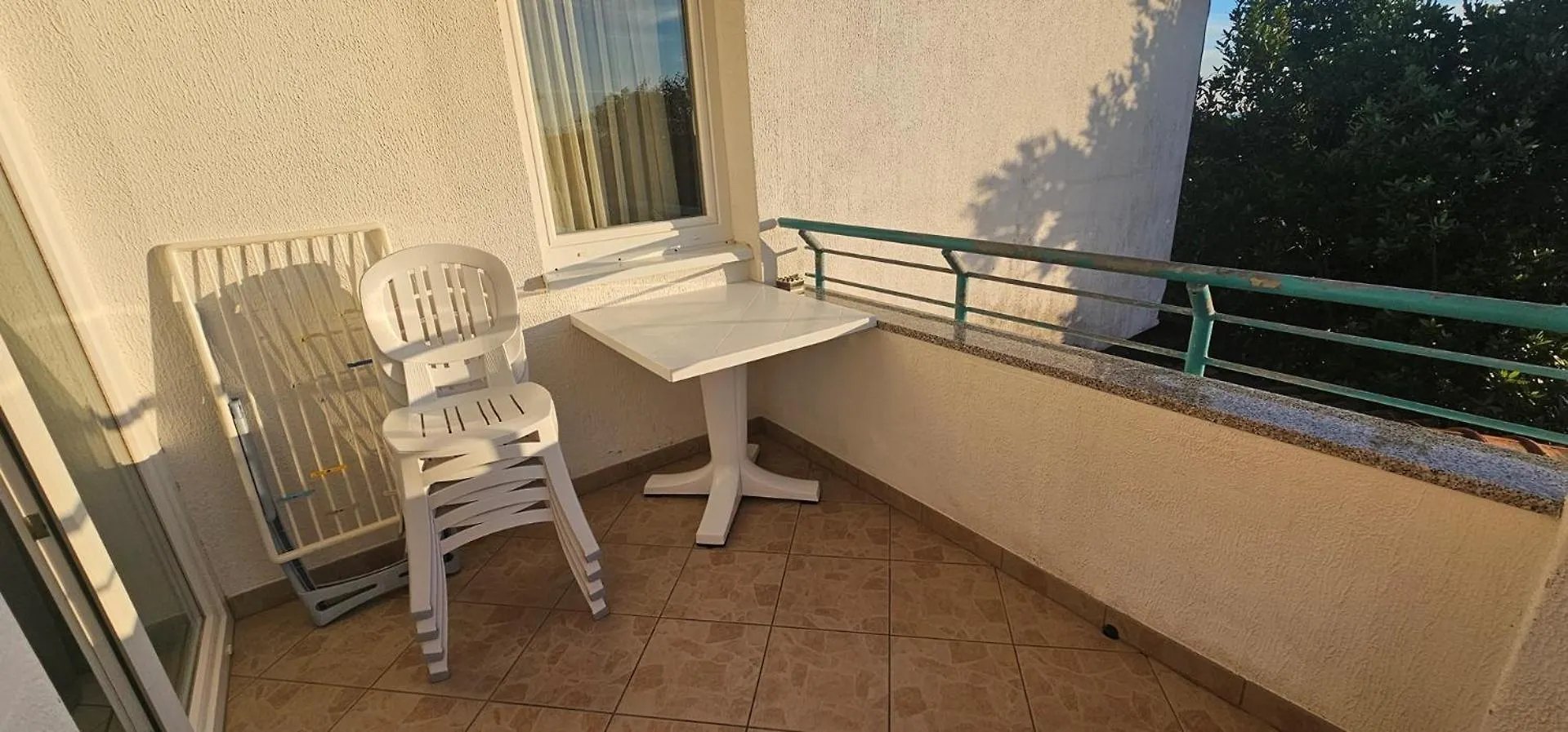 Apartment Astella 4 With Balcony And Pool Pjescana Uvala